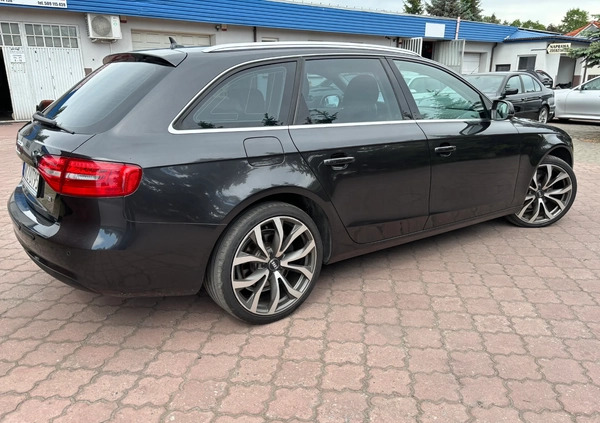 Audi A4 cena 42900 przebieg: 230000, rok produkcji 2012 z Radom małe 154